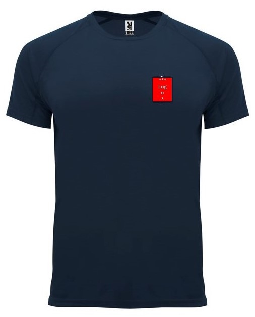 Leveres med klubblogo trykket på front og klubbnavn trykket på rygg. Initialer og/eller navn kan monteres mot et tillegg i prisen. Leveres også i damemodell og barnestørrelser. Pris til barn kr. 249,-